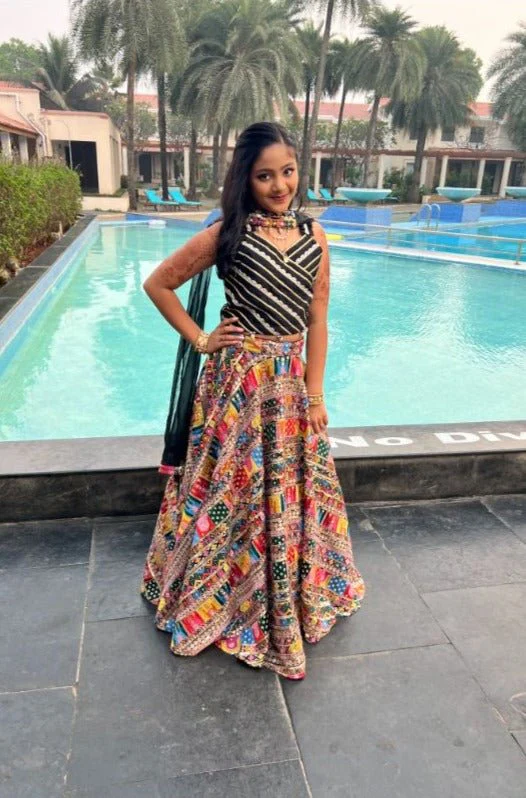 Heavy Embroidered Lehenga with Gota Lace Crop Top and Dupatta – Exquisite Traditional Elegance - Image 2